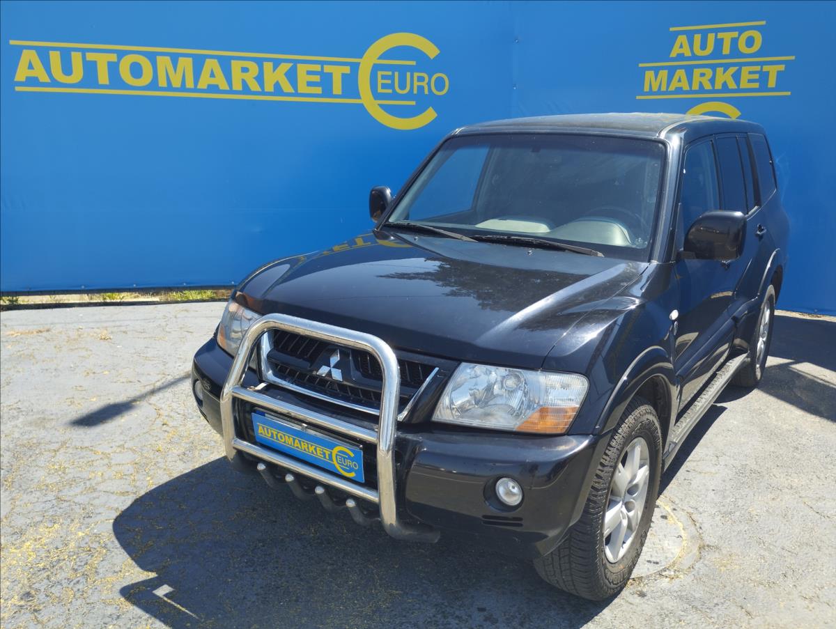 Mitsubishi Pajero 3,2 118KW  NOVE PNEU,NOVE BRZDY