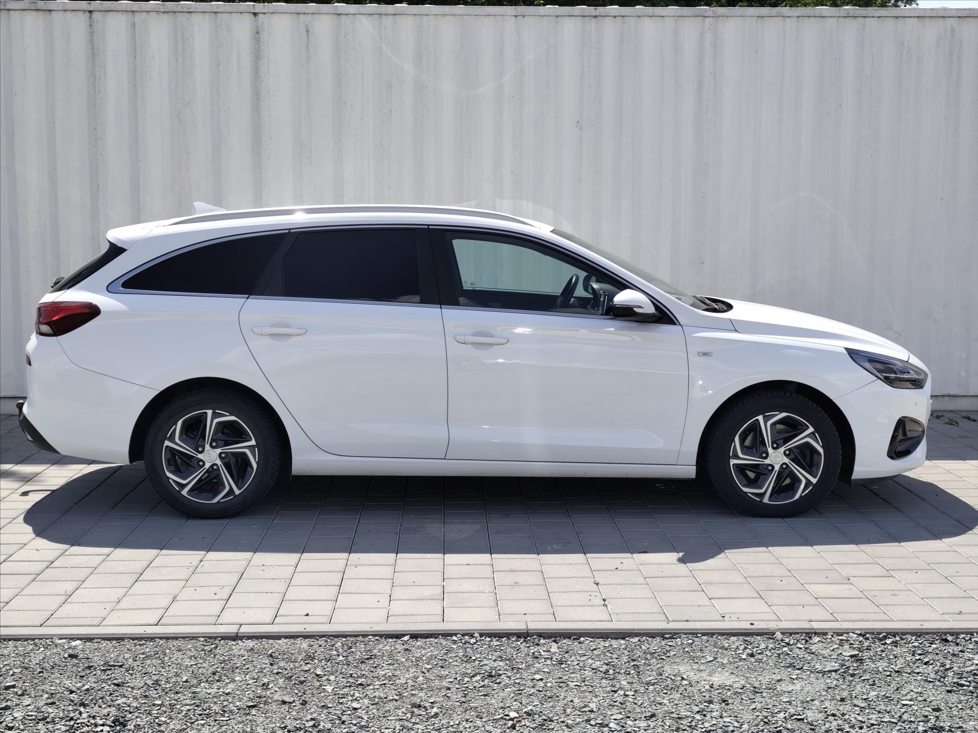 hyundai-i30-1-5-t-gdi-mhev - 3