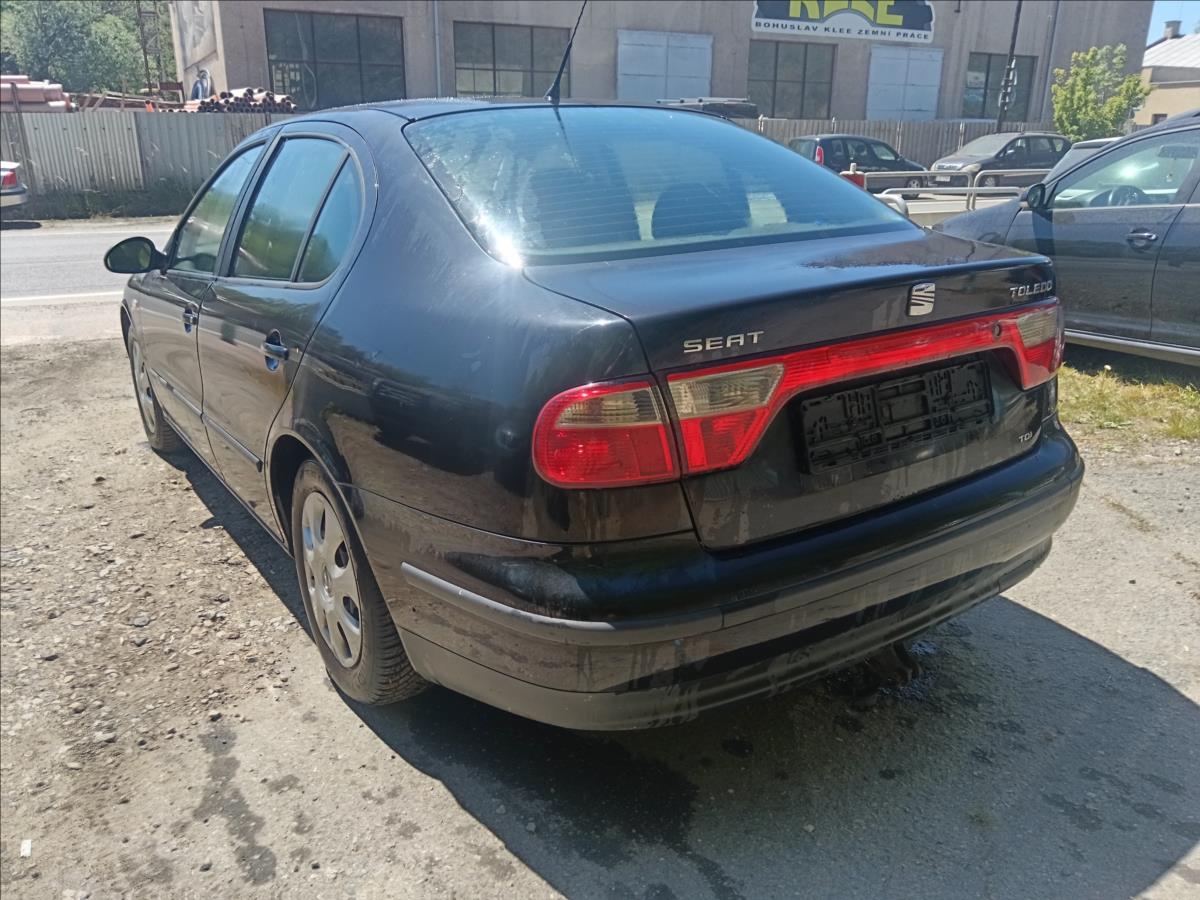 seat-toledo-1-9-tdi-stella - 8