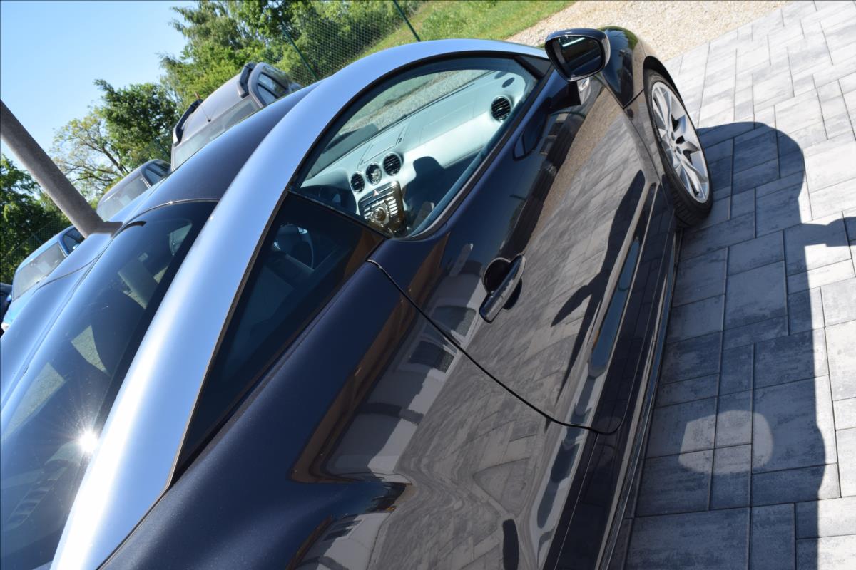 peugeot-rcz-1-6-115kw-sport-kuze-navi - 9