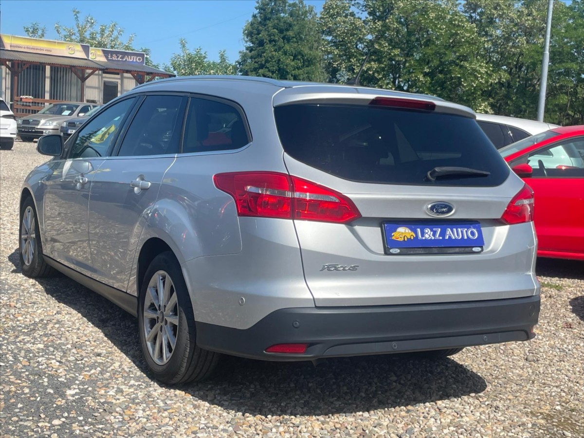 ford-focus-1-5-tdci - 5