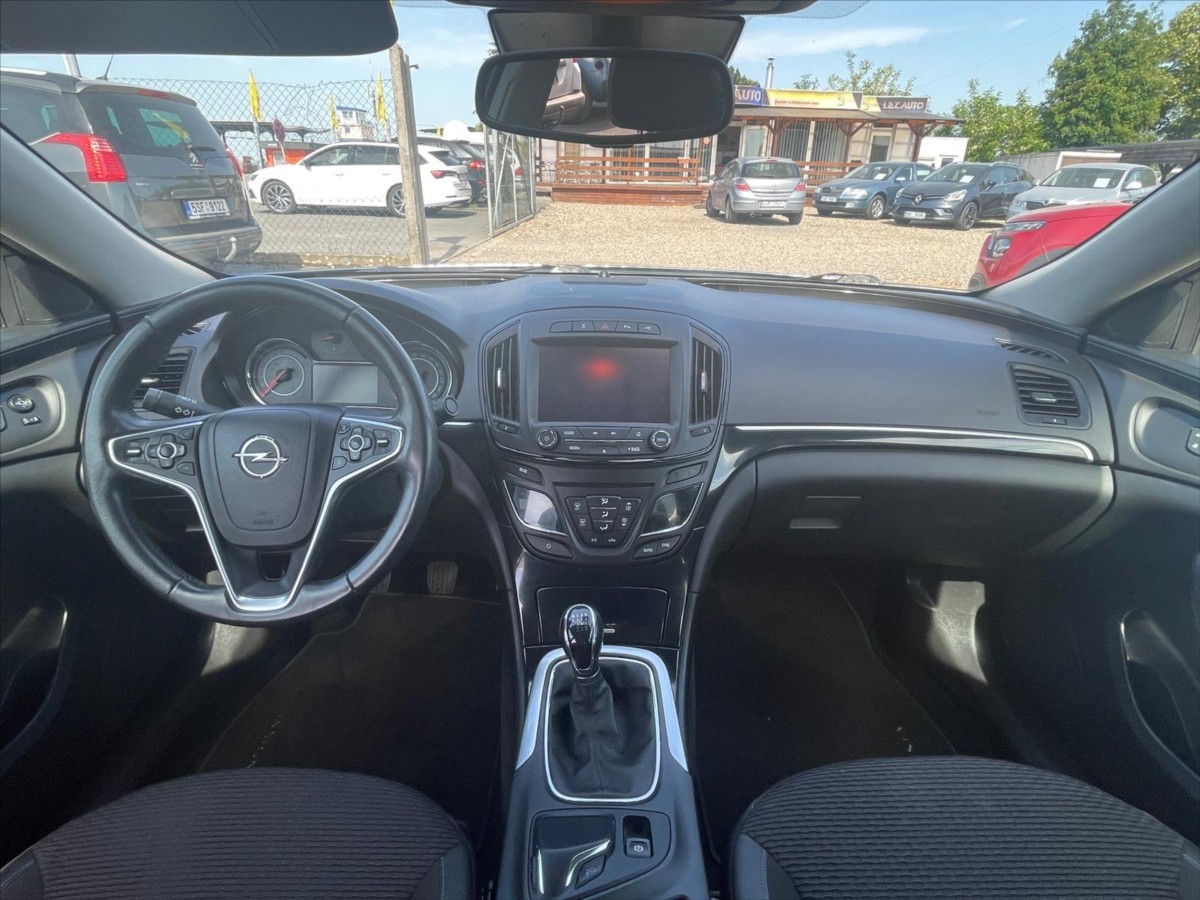 opel-insignia-1-6-turbo - 6