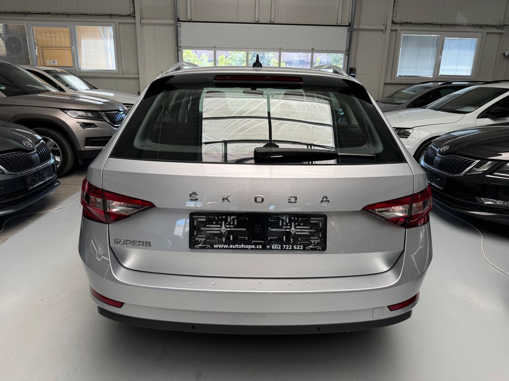 skoda-superb-combi-1-5-tsi-ambition - 4