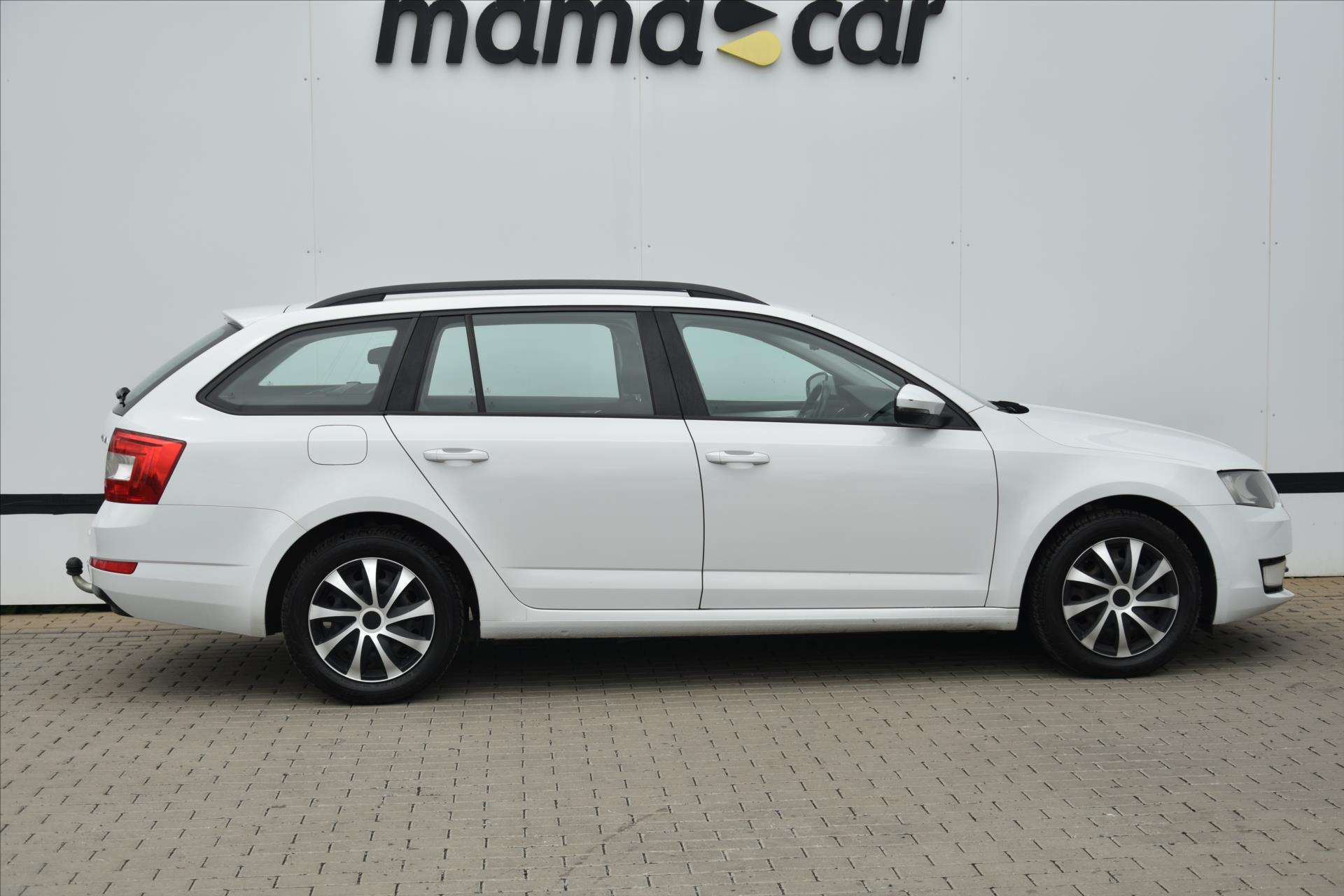 skoda-octavia-1-6-tdi-81kw-style-cr - 7
