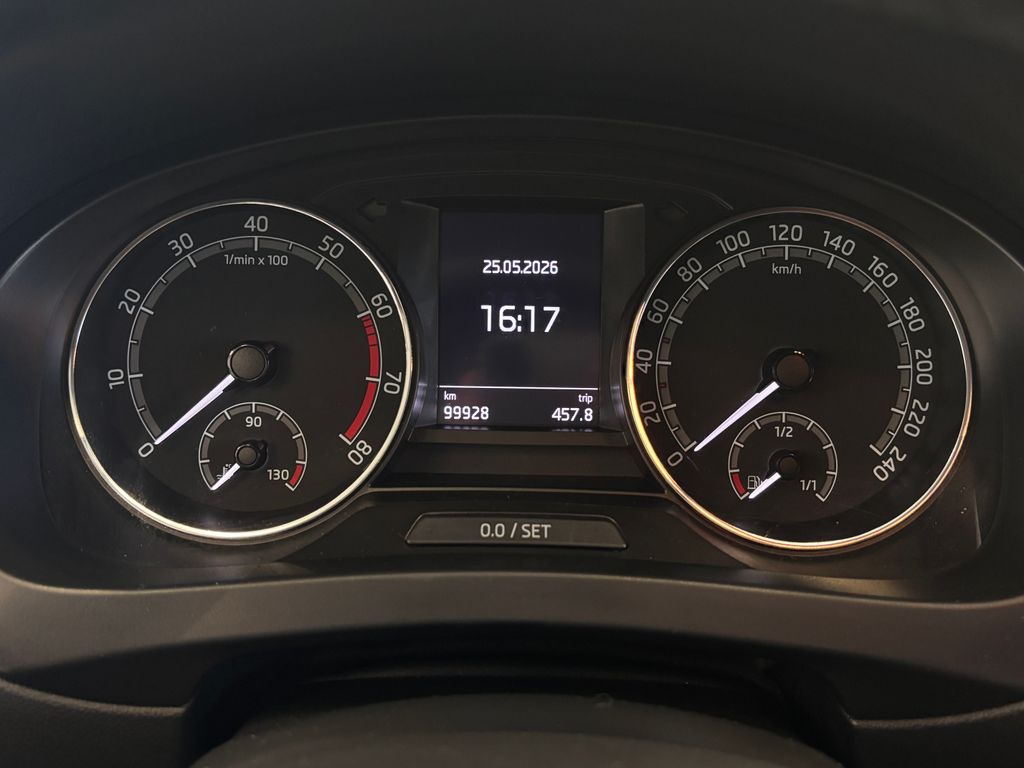 skoda-rapid-1-0-tsi-70kw-99-928-km-najeto - 8