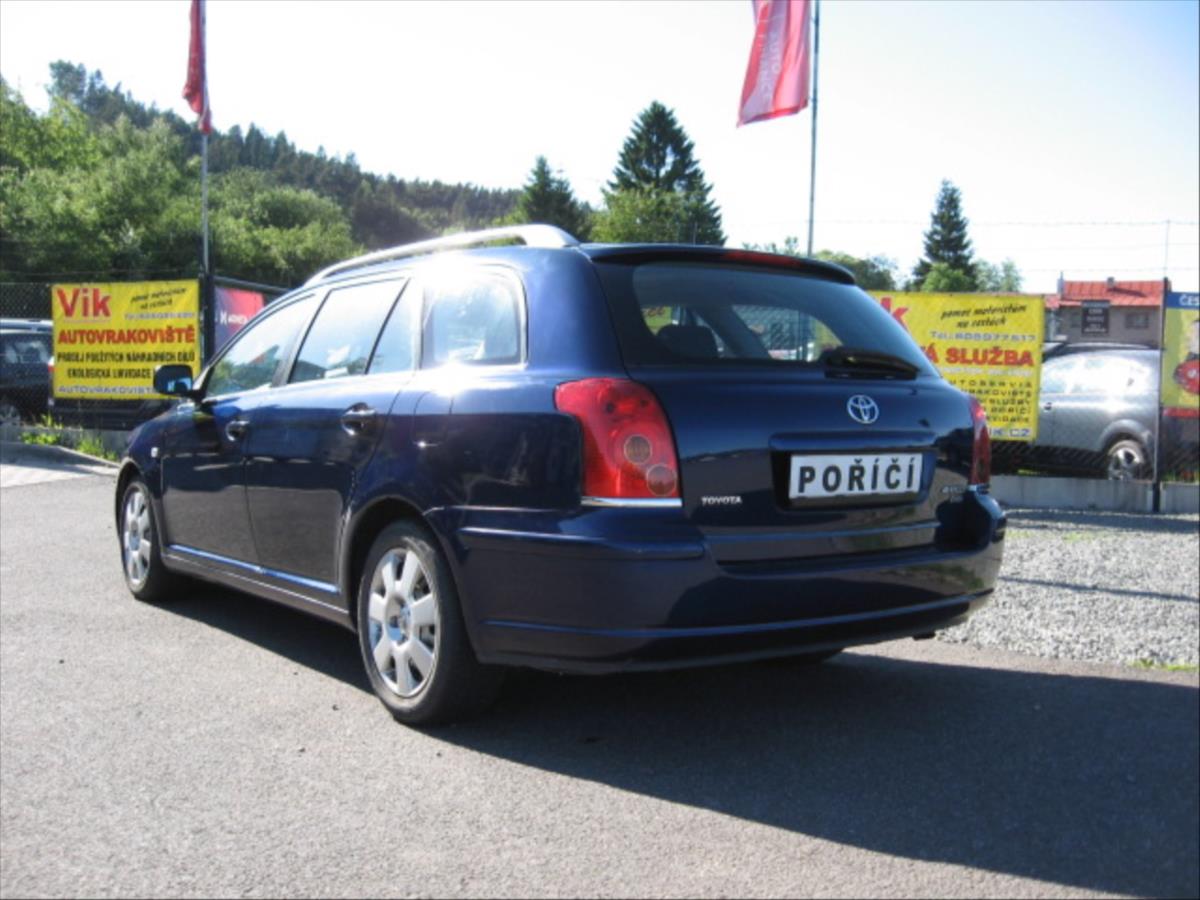 toyota-avensis-2-2-d-4-d - 4