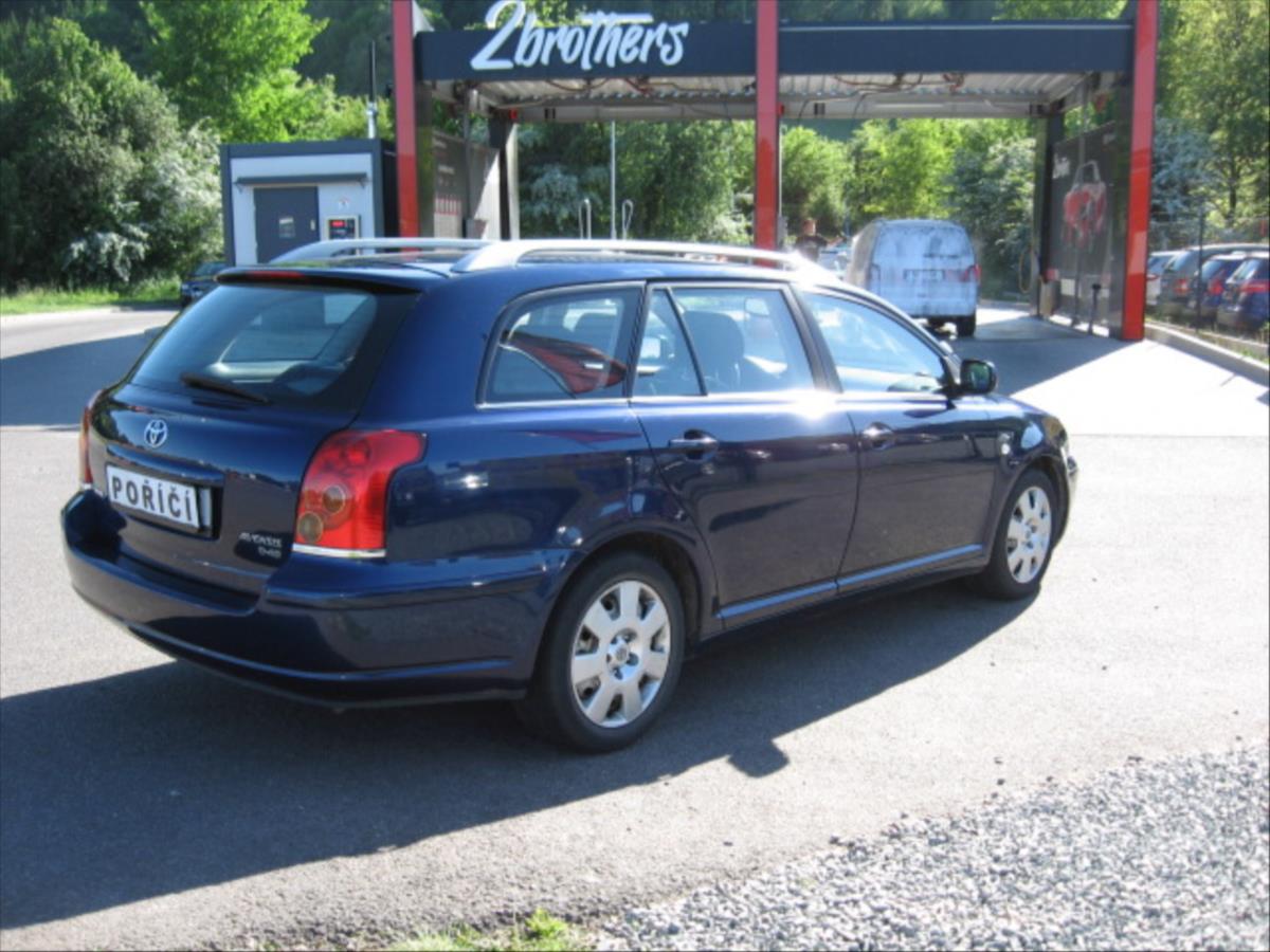 toyota-avensis-2-2-d-4-d - 5