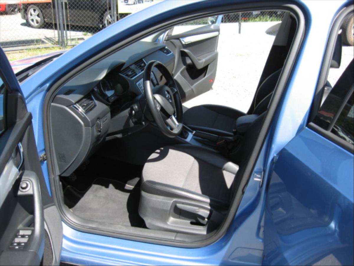 skoda-octavia-1-4-cng-active-g-tec-combi - 6