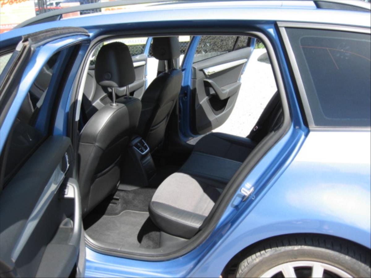skoda-octavia-1-4-cng-active-g-tec-combi - 7