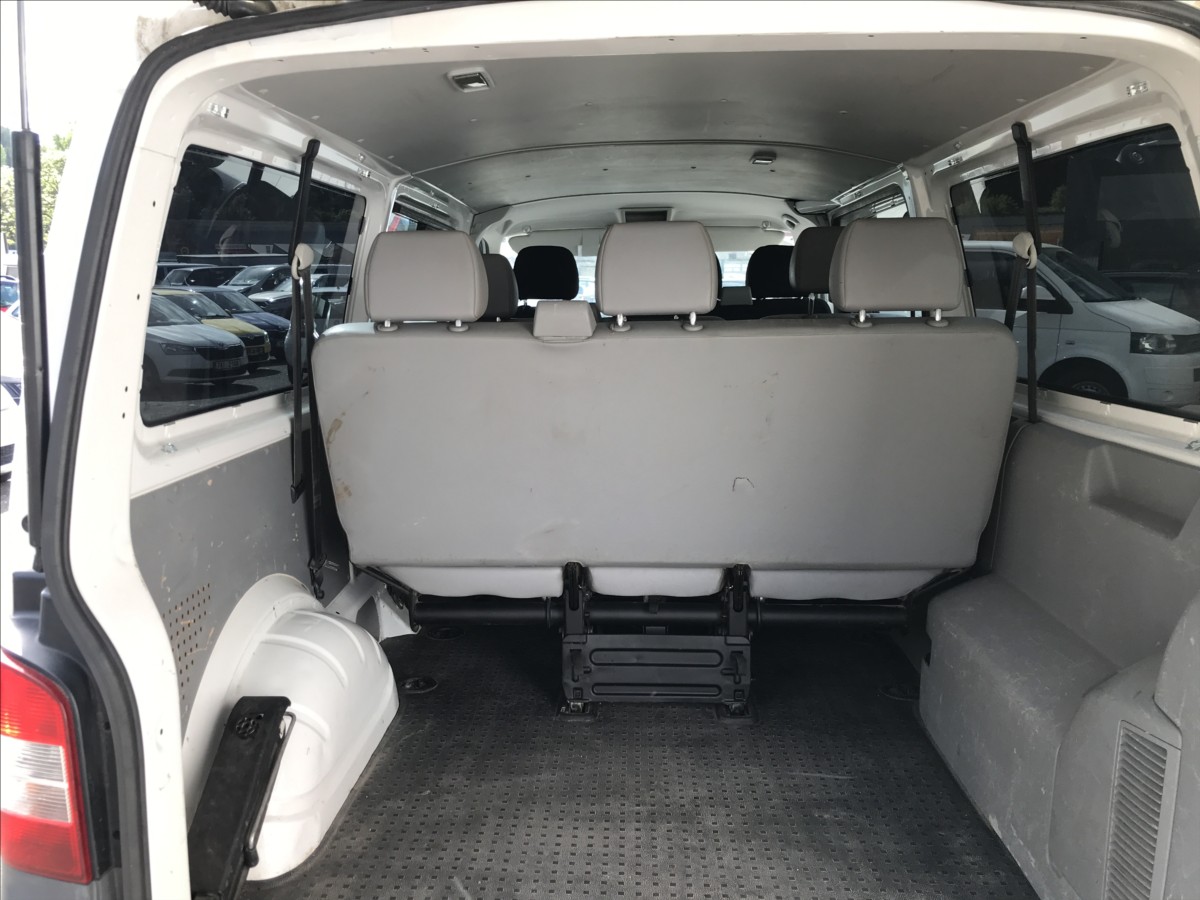 volkswagen-transporter-2-0-tdi-75kw-9mist - 6
