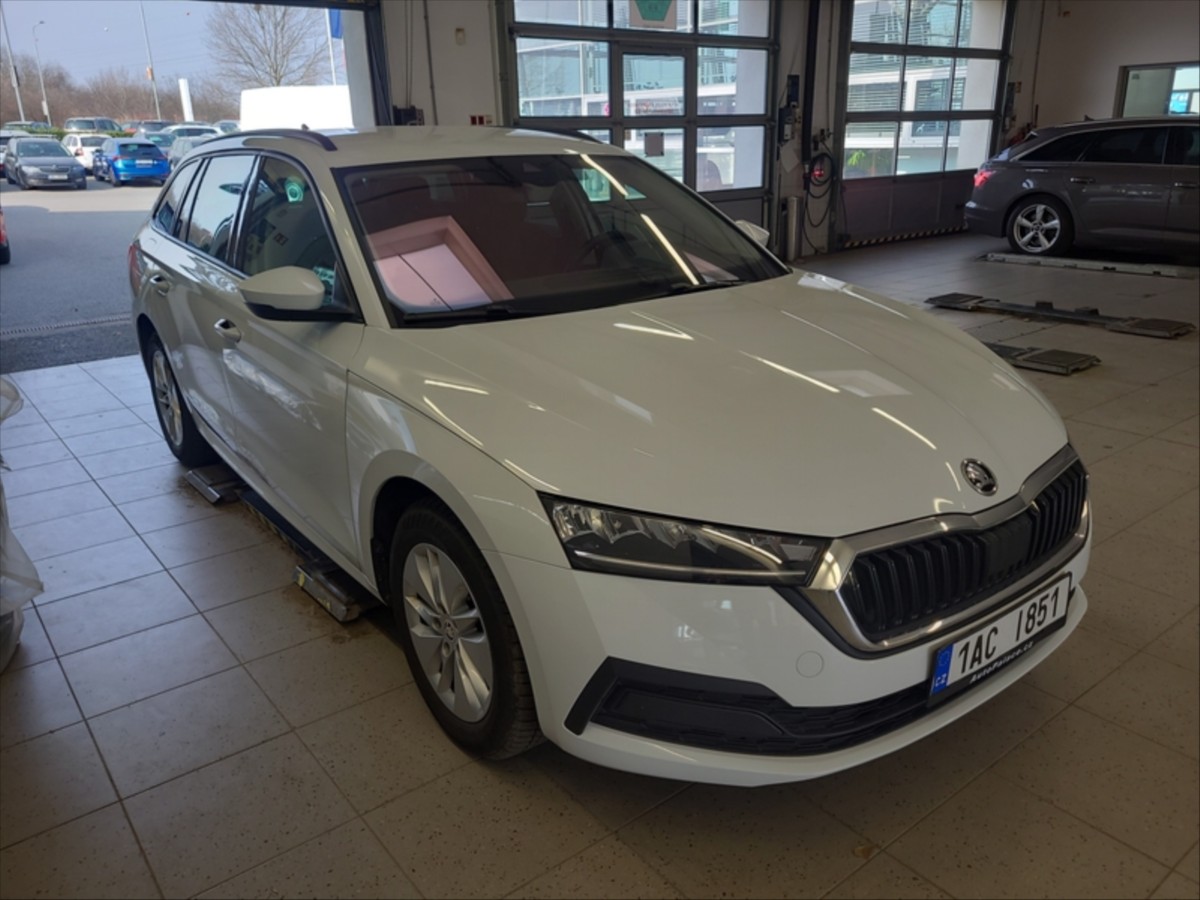 skoda-octavia-2-0-tdi-combi-ambition - 7