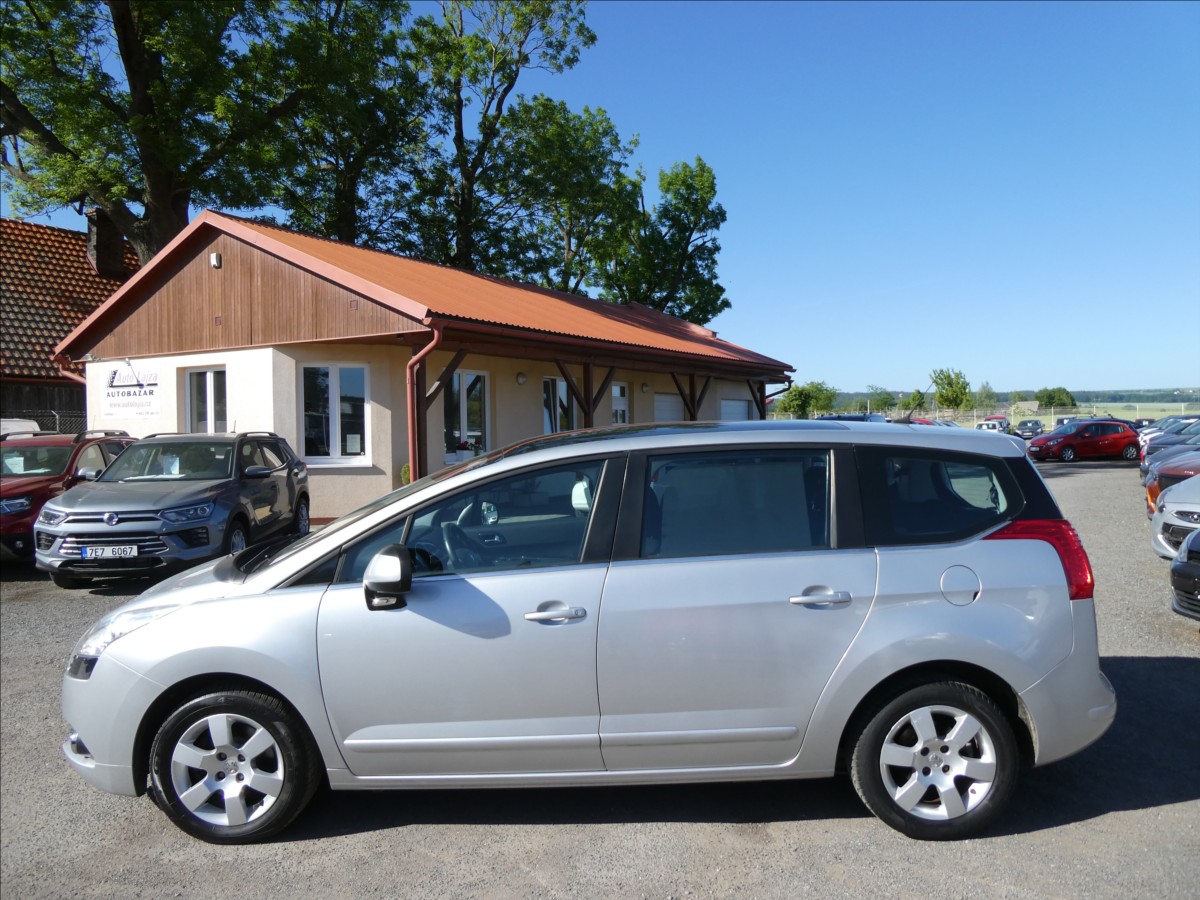 peugeot-5008-1-6-16v-115kw-panorama-po-servise - 5