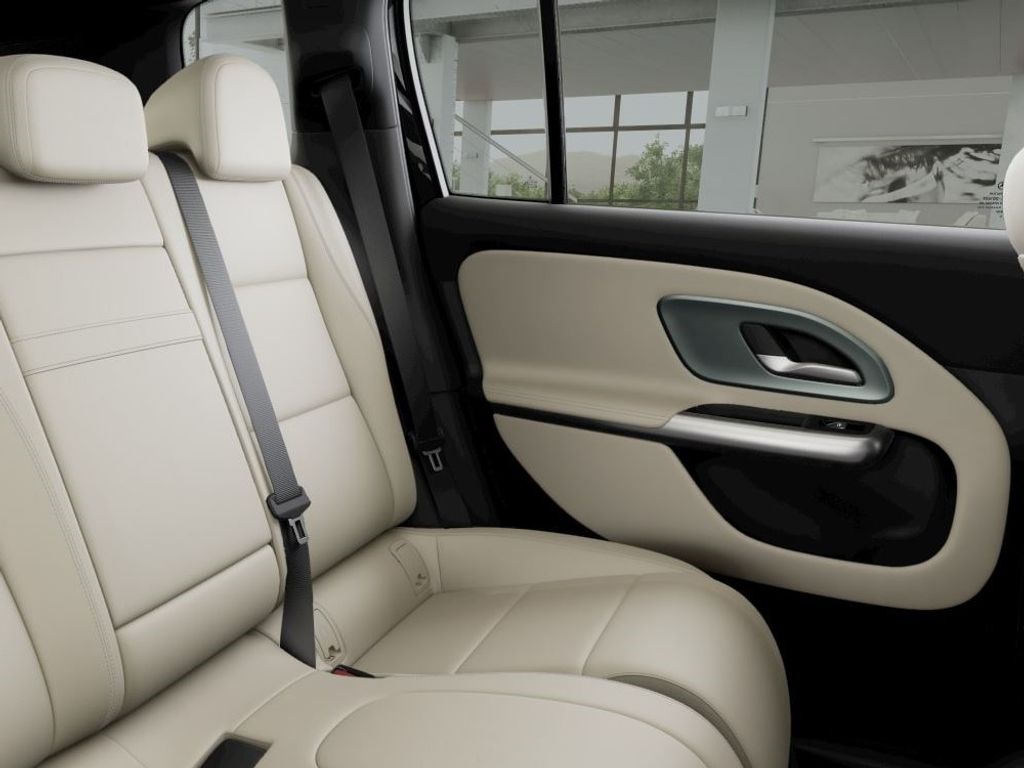 mercedes-benz-glb-glb-200-4matic - 7