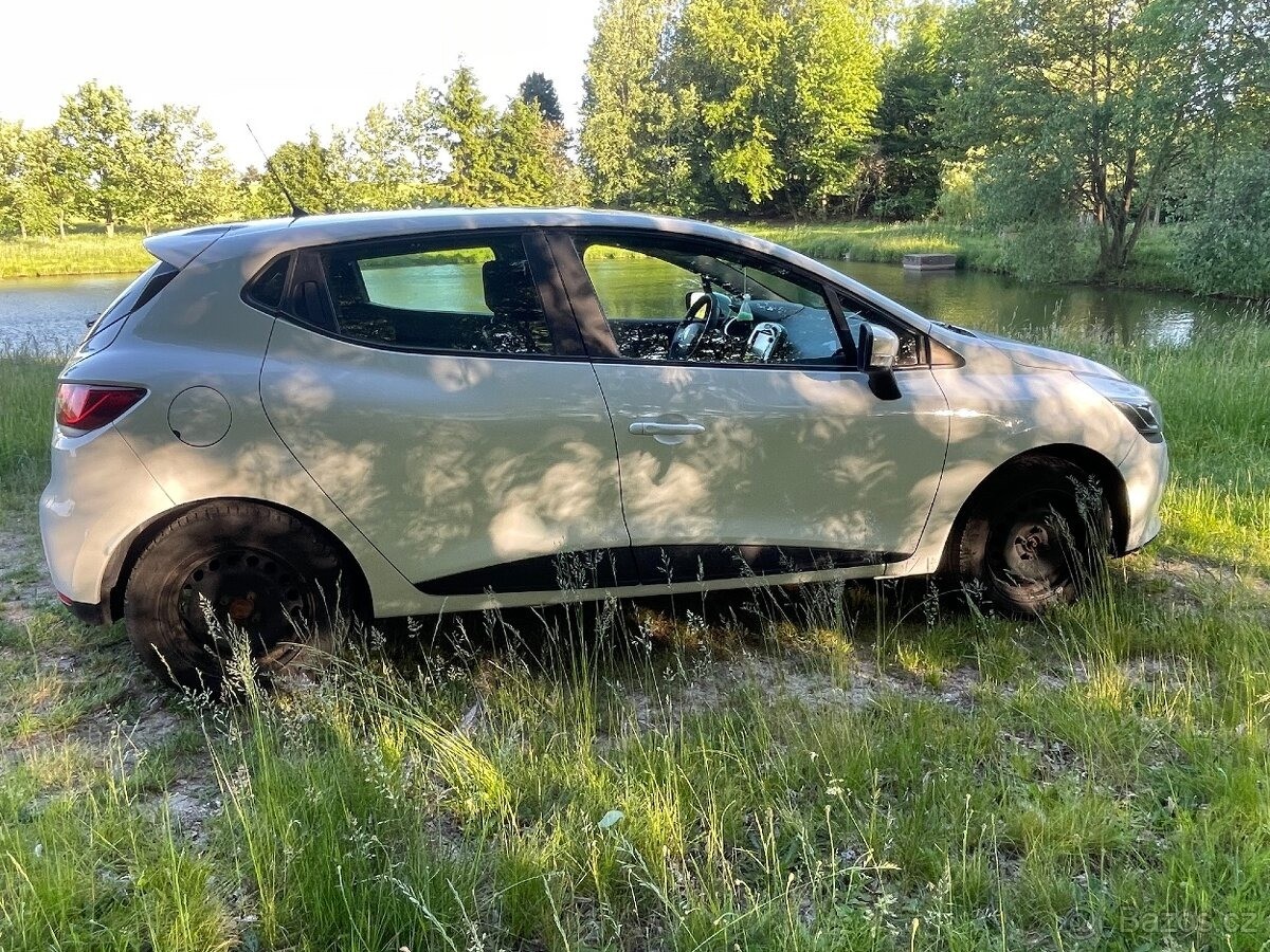 renault-clio-1-5-iv-2015-dci - 6