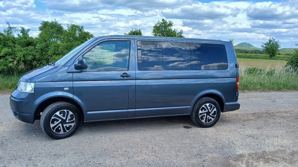 volkswagen-transporter-caravelle-96-kw-rv-2009-9mi - 1