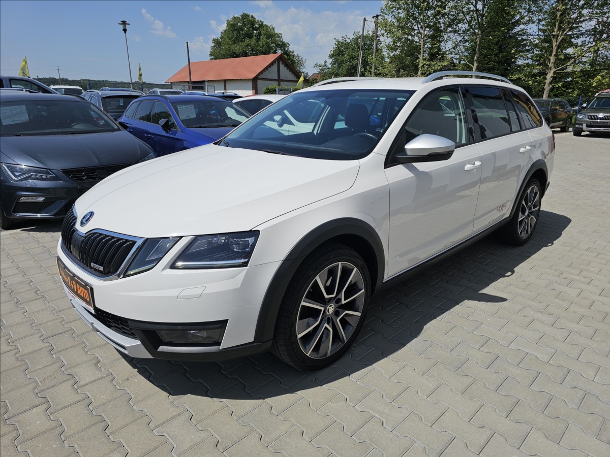 skoda-octavia-iii-2-0tdi-scout-dsg-4x4 - 2