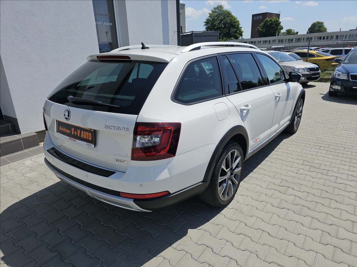 skoda-octavia-iii-2-0tdi-scout-dsg-4x4 - 5
