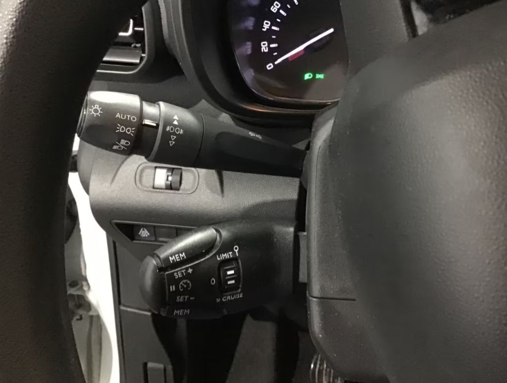 citroen-berlingo-1-2-puretech-110 - 7