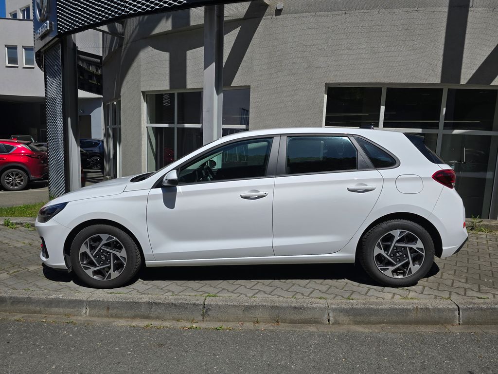 hyundai-i30-1-0-t-gdi-comfort-serv-kn-cz - 1