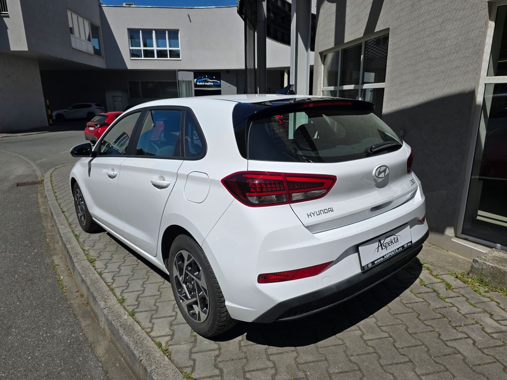 hyundai-i30-1-0-t-gdi-comfort-serv-kn-cz - 2