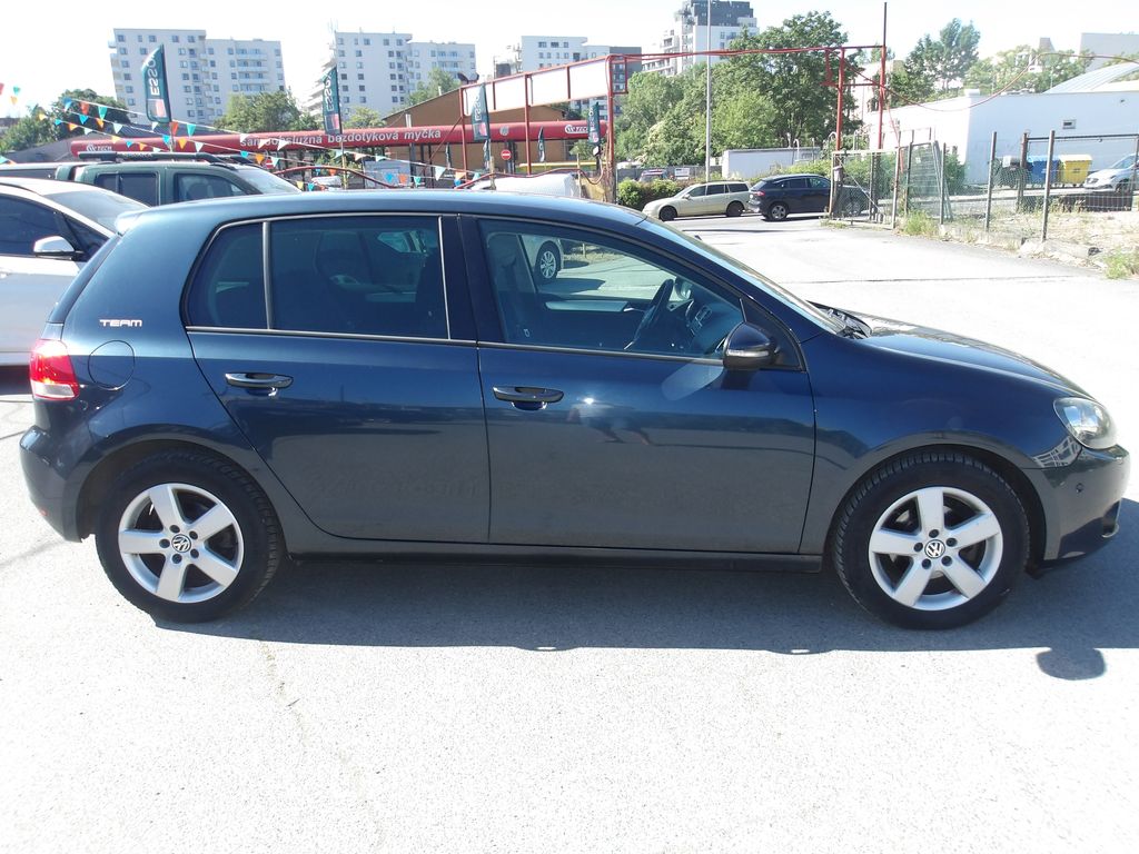 volkswagen-golf-1-6tdi-77kw - 4