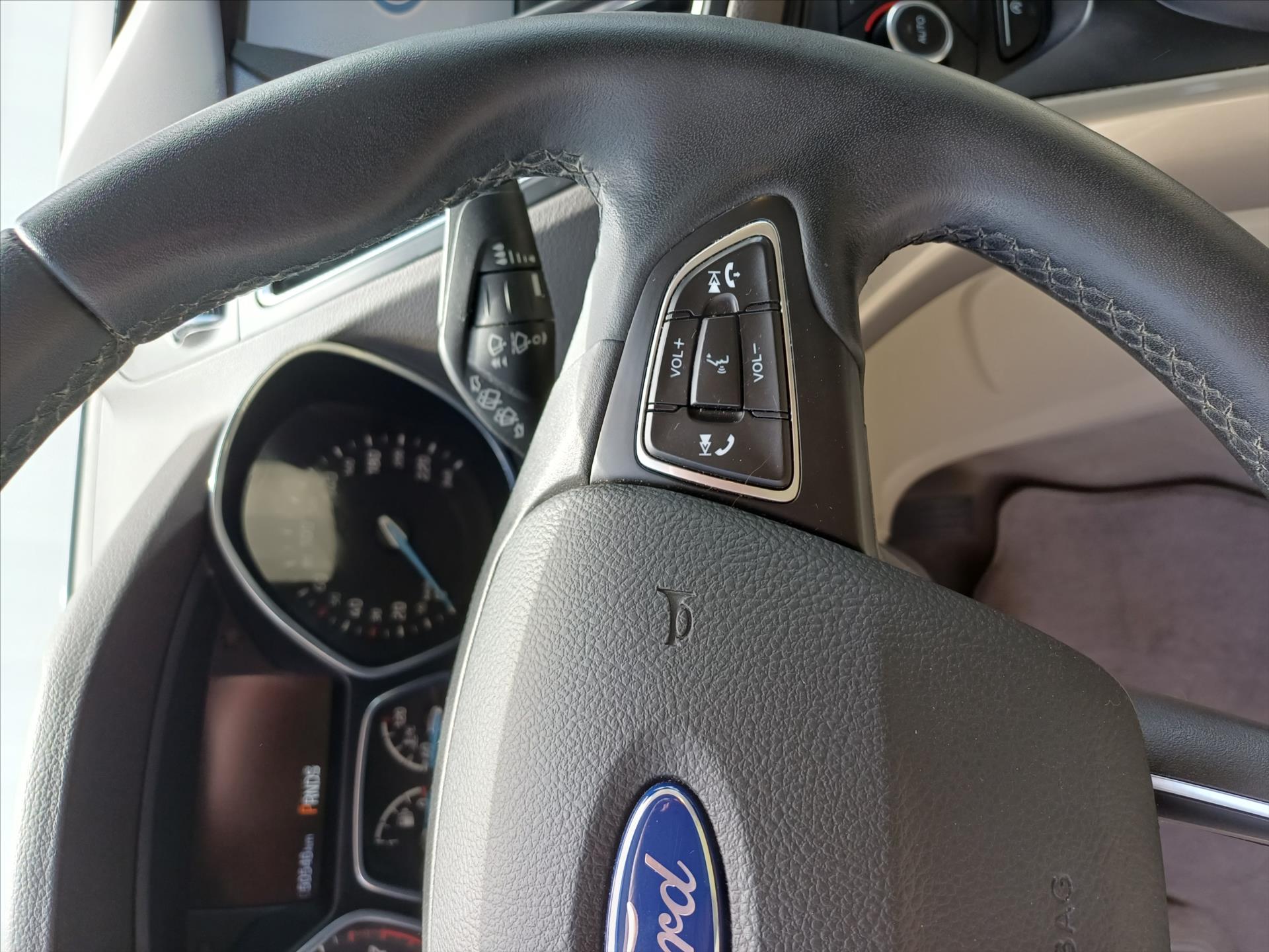 ford-c-max-1-5-ecoboost-110kw - 6