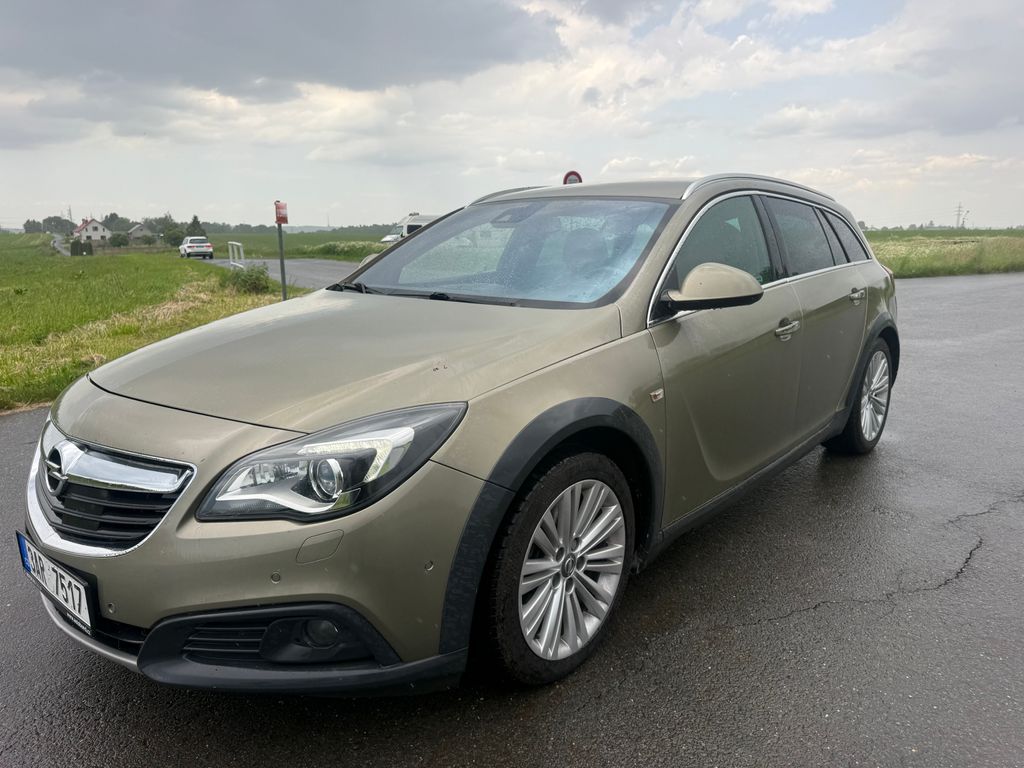 Opel Insignia COSMO 2,0 CDTI 120kW COUNTRY