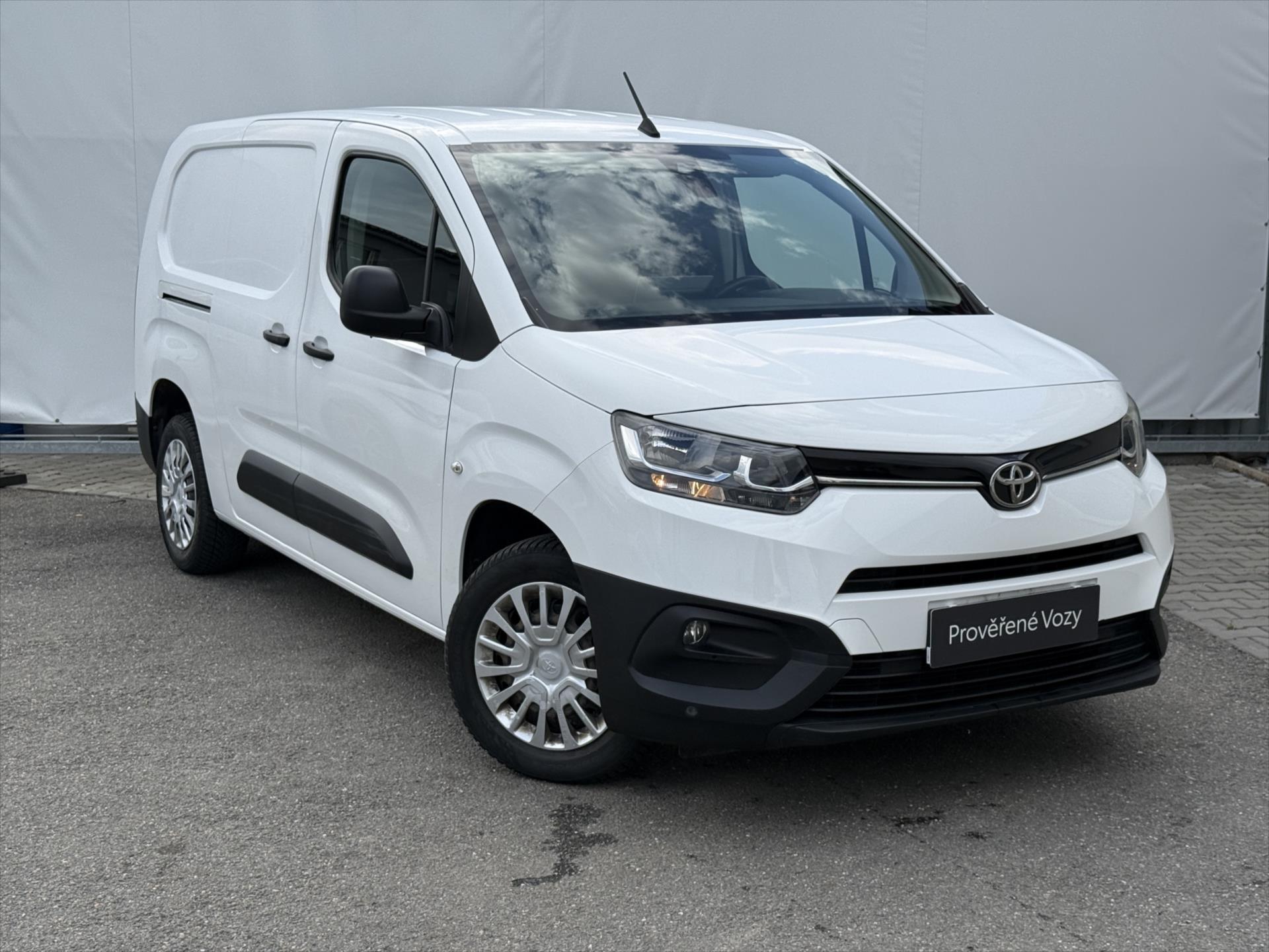 toyota-proace-city-1-5-comfort - 2