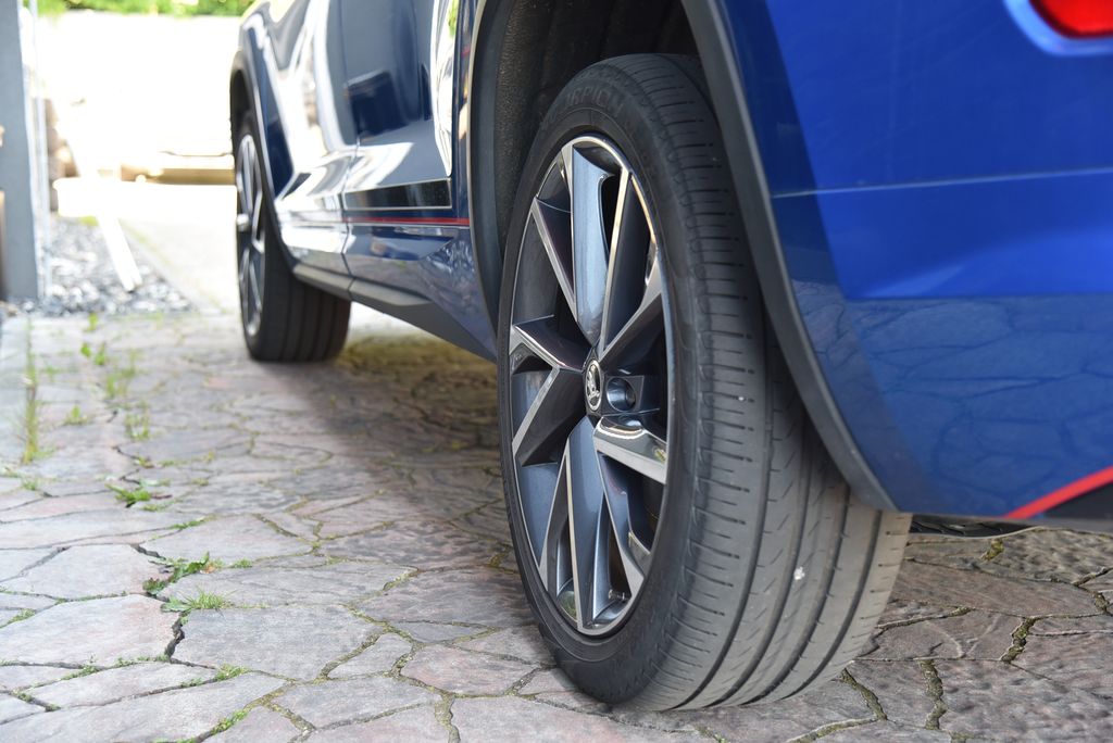 skoda-kodiaq-2-0-tdi-176-kw-4x4-dsg-rs - 9