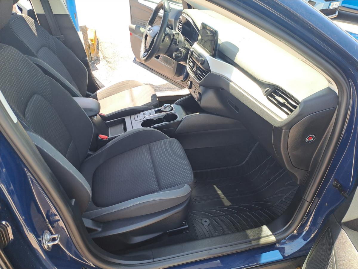 ford-focus-1-0-ecoboost-automat - 7