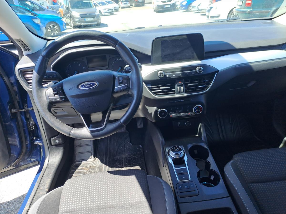 ford-focus-1-0-ecoboost-automat - 8