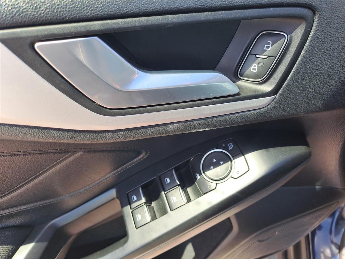 ford-focus-1-0-ecoboost-automat - 9