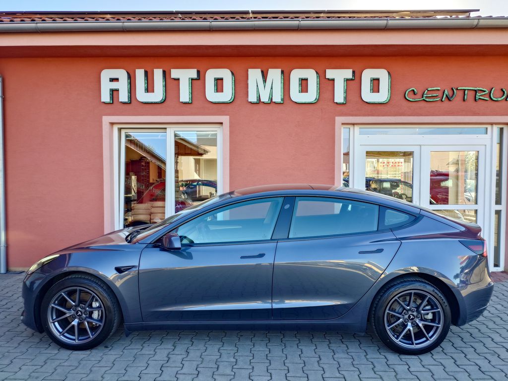 tesla-model-3-long-range-dual-motor-366kw - 1