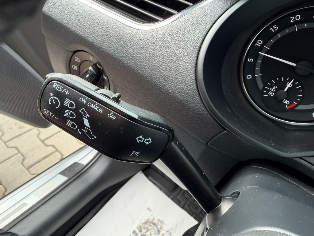 skoda-octavia-2-0-tdi-dsg-4x4-scout - 8
