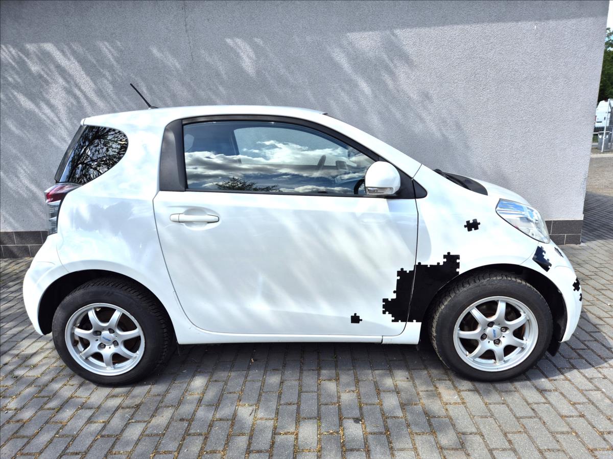 toyota-iq-1-0-i-50kw-klima-webasto-alu - 7