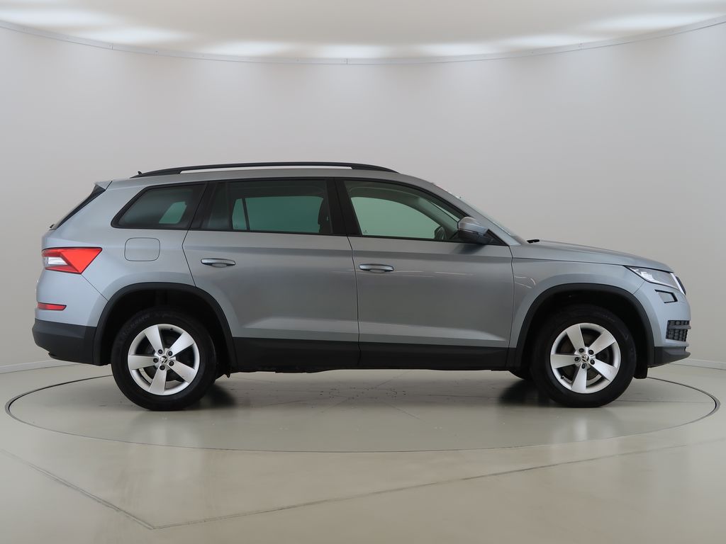 skoda-kodiaq-2-0tdi-cz-4x4-dsg-ambition - 3