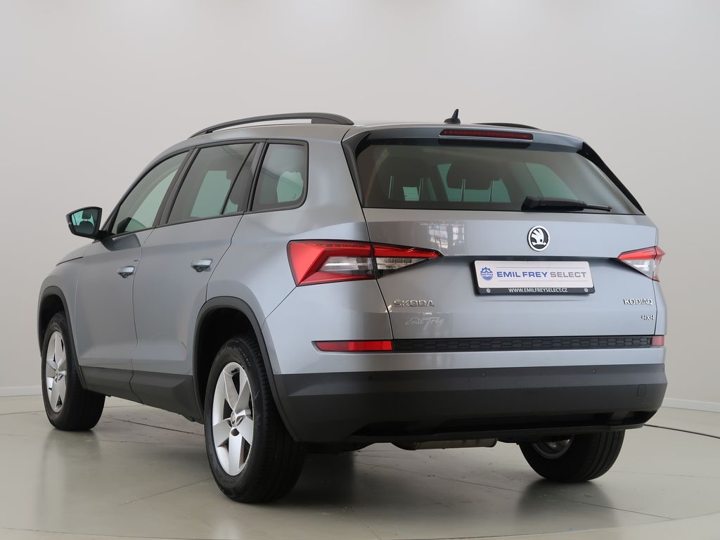 skoda-kodiaq-2-0tdi-cz-4x4-dsg-ambition - 6