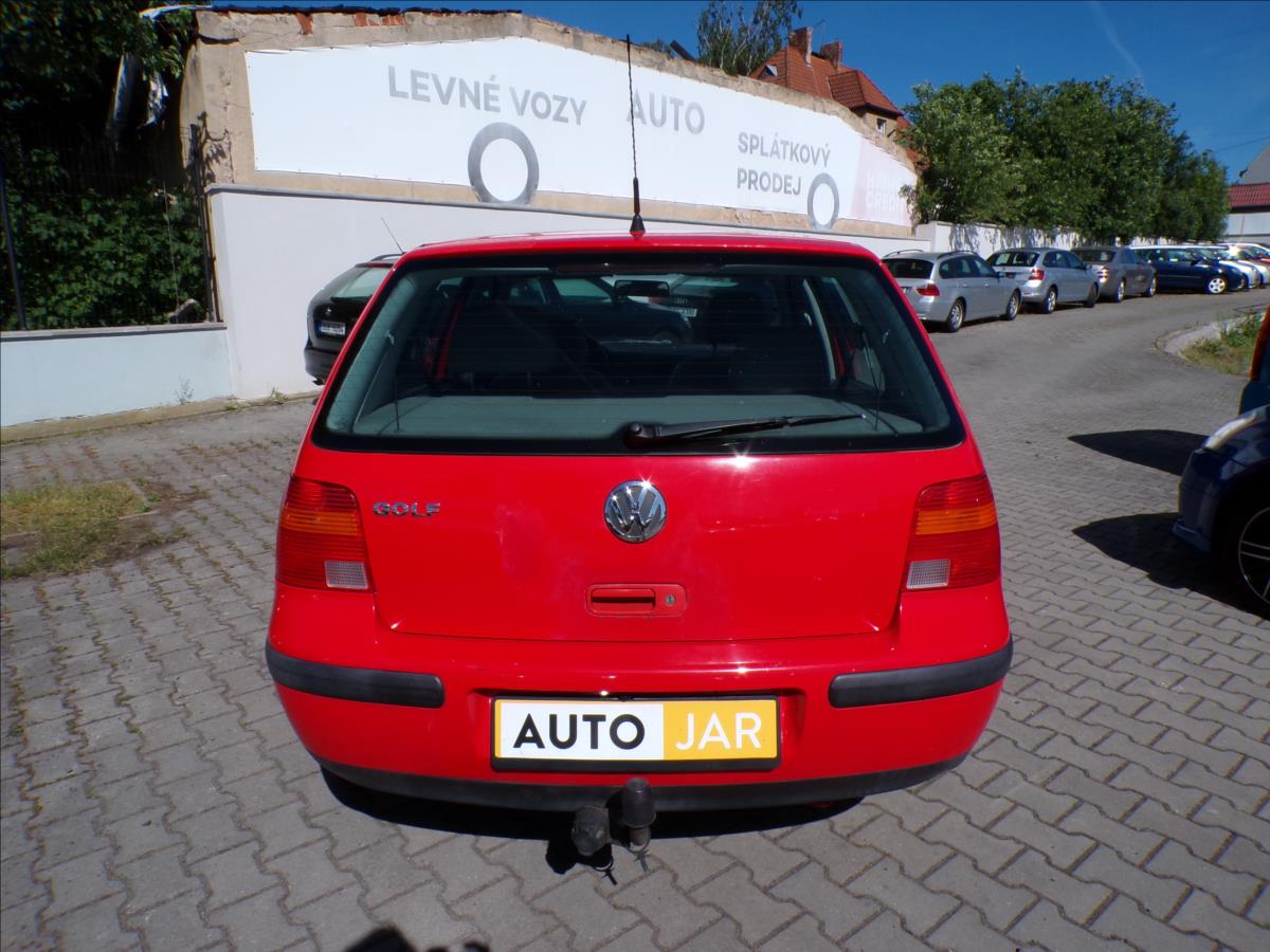 volkswagen-golf-1-4-16v-tazne-zarizeni-kamera - 5