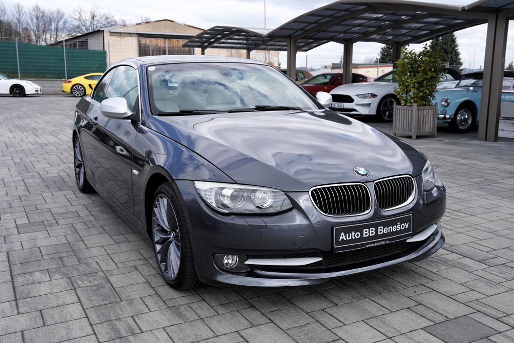 bmw-rada-3-330i-cabrio-kuze-manual-275-ps - 7
