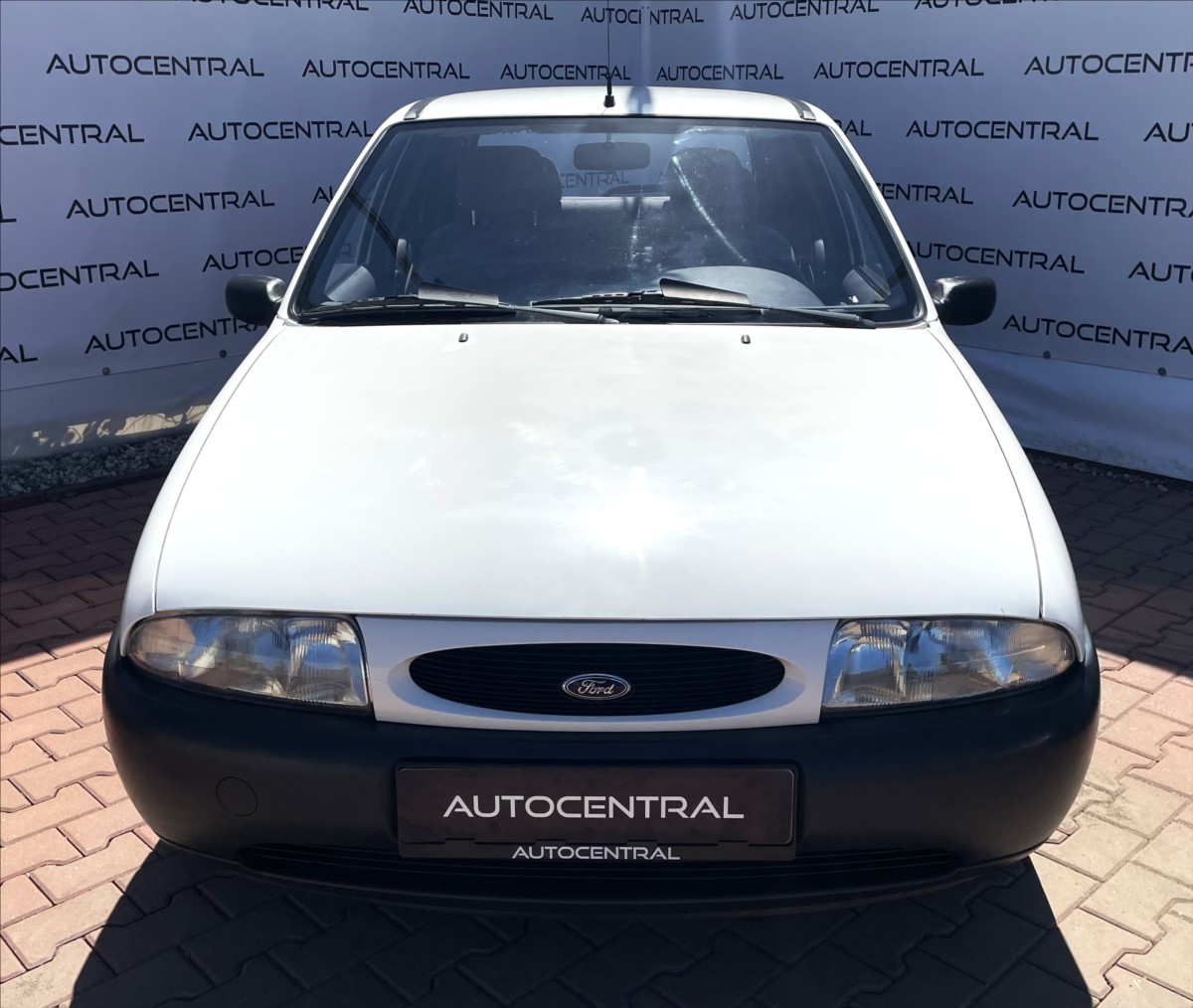 ford-fiesta-1-3-i-stk-8-27 - 1