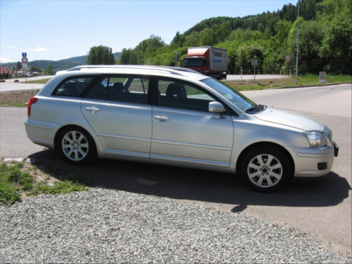 toyota-avensis-1-8-vvt-i - 3