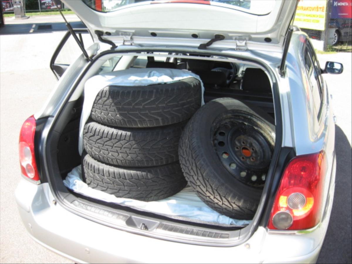 toyota-avensis-1-8-vvt-i - 8