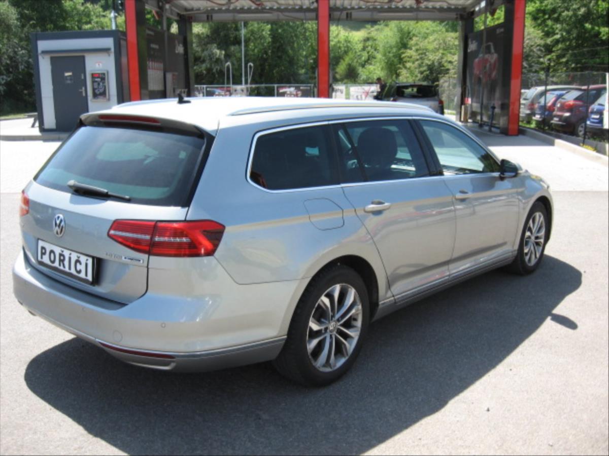 volkswagen-passat-2-0-tdi-highline - 4