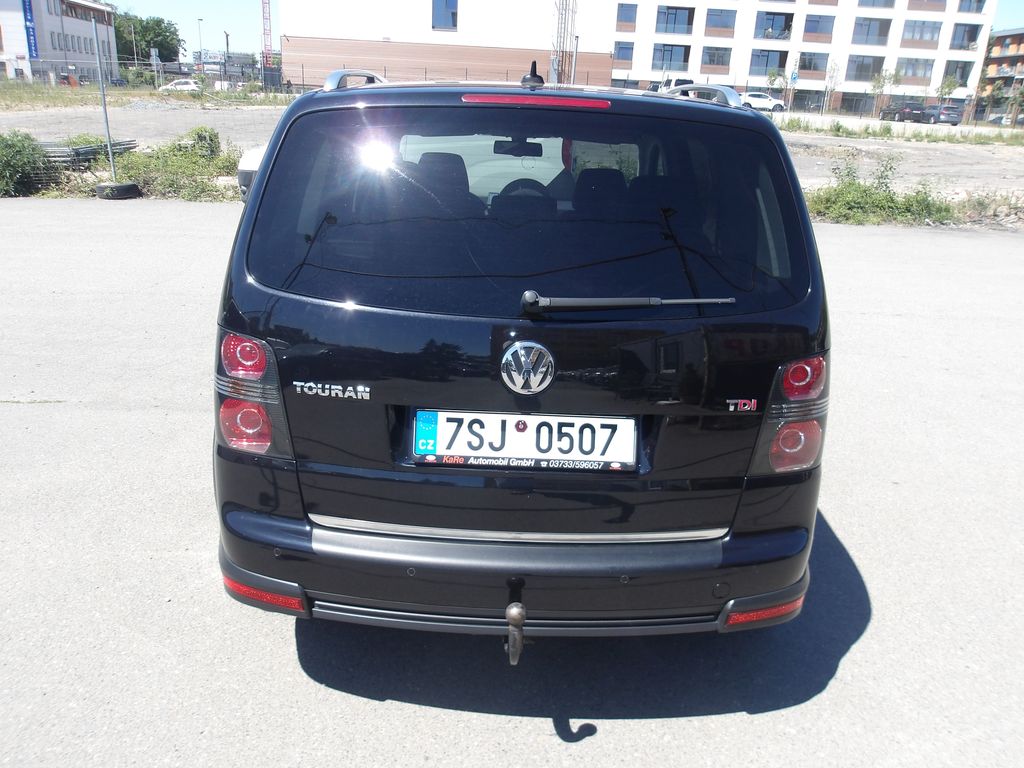 volkswagen-touran-2-0tdi-125kw-crosstouran-extre - 8