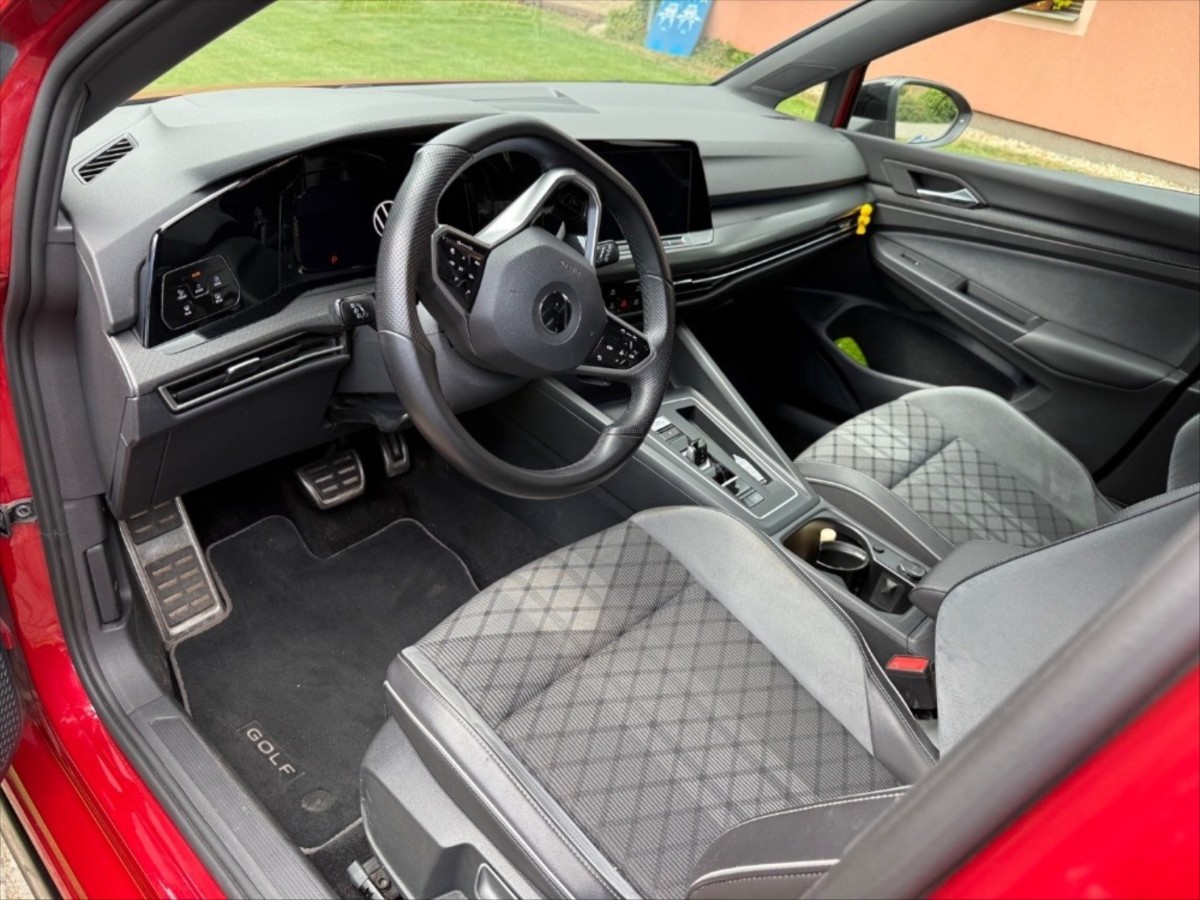 volkswagen-golf-variant-8-r-line-etsi - 8