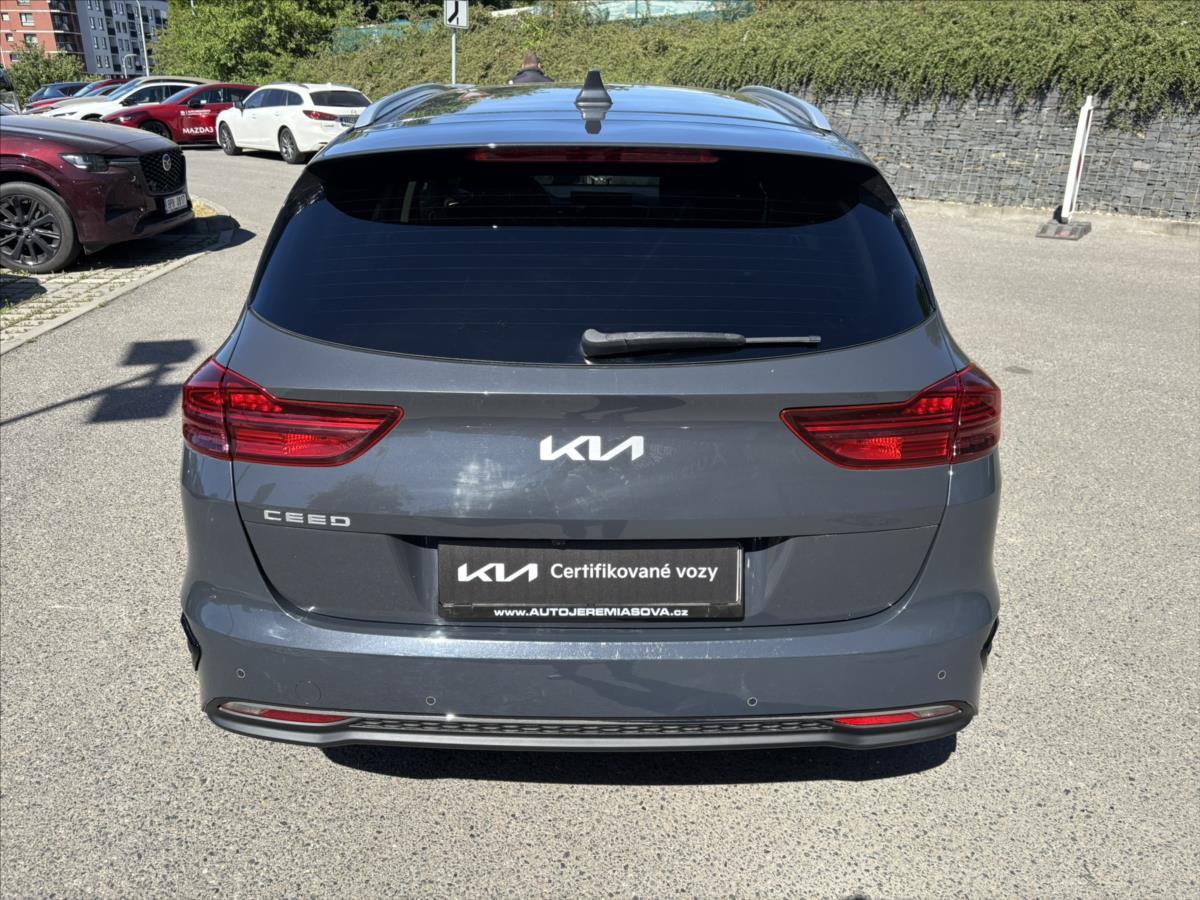 kia-ceed-1-5-tgdi-at-top-plnyserviskia - 3