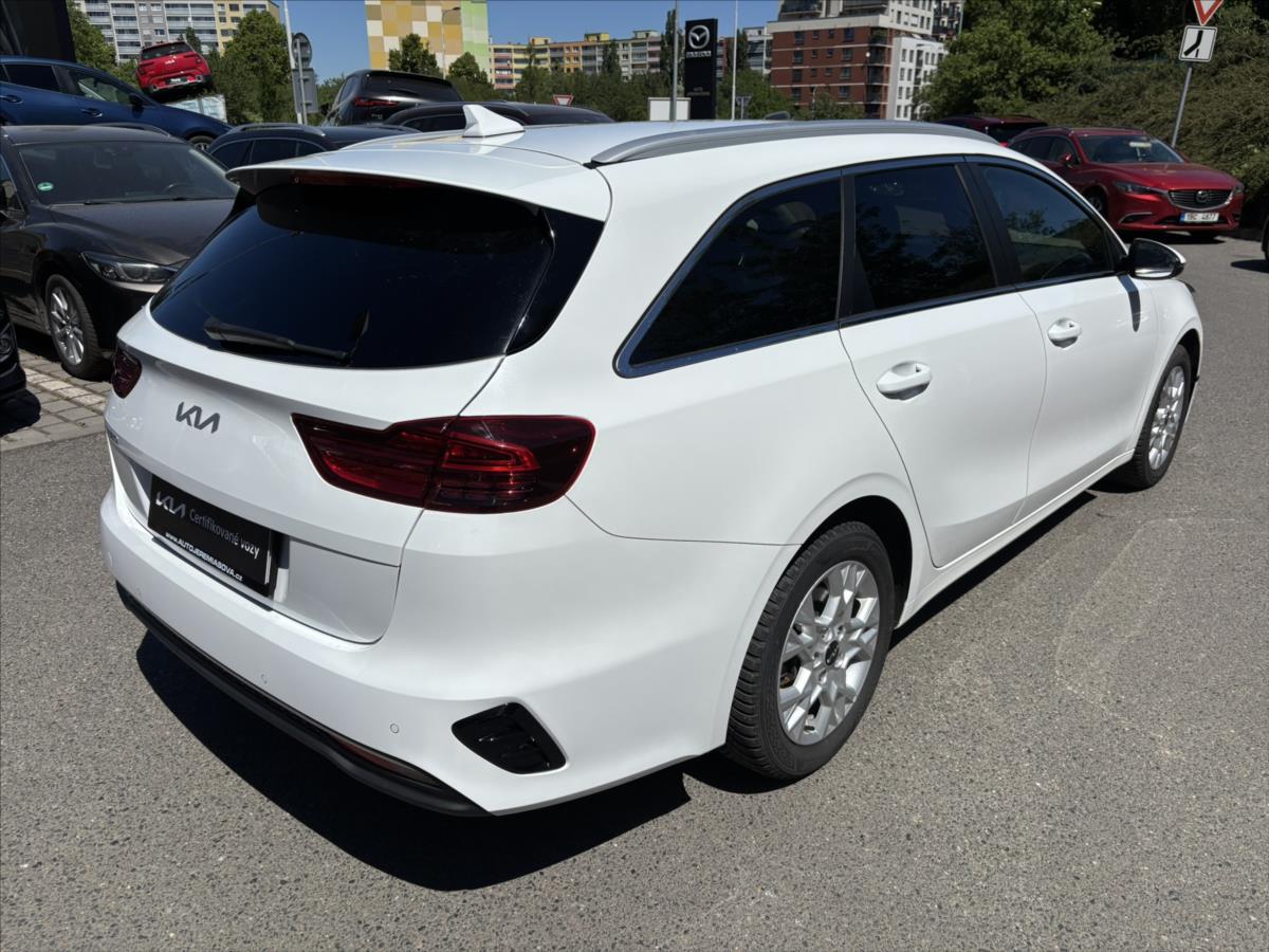 kia-ceed-1-5-tgdi-118kw-at-top-navi - 4