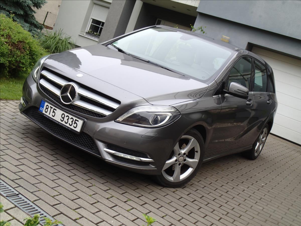 Mercedes-Benz Třídy B 1,8 ČR 2. majitel