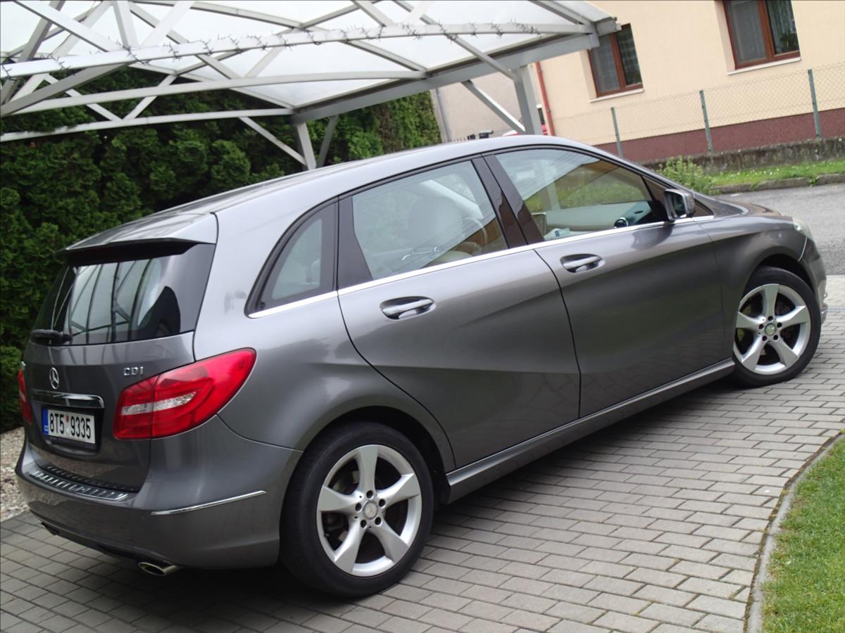 mercedes-benz-tridy-b-1-8-cr-2-majitel - 4