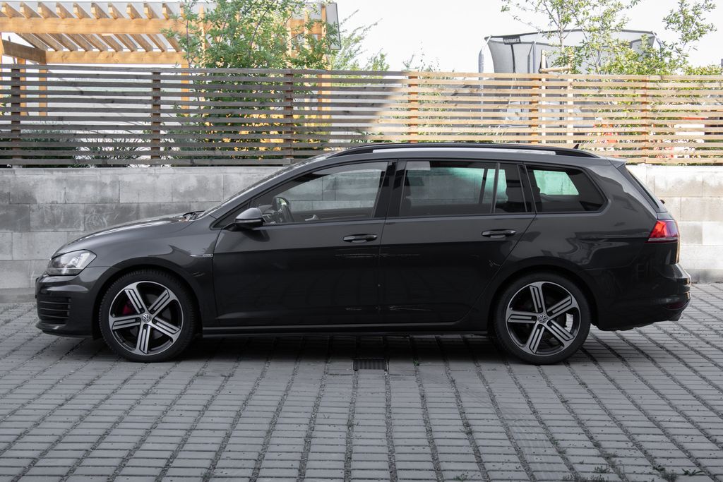 volkswagen-golf - 7